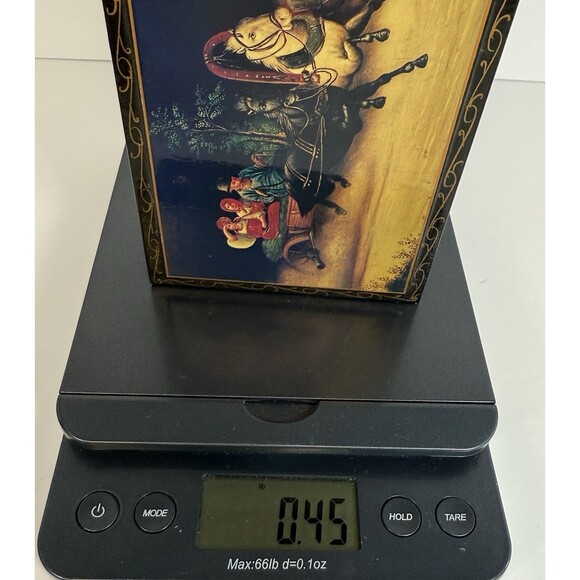 Russian lacquer box featuring a‎ "Troika" scene. Trinket / Jewelry Box - Picture 11 of 11